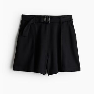 NWT H&M black Belted Pull on shorts xs